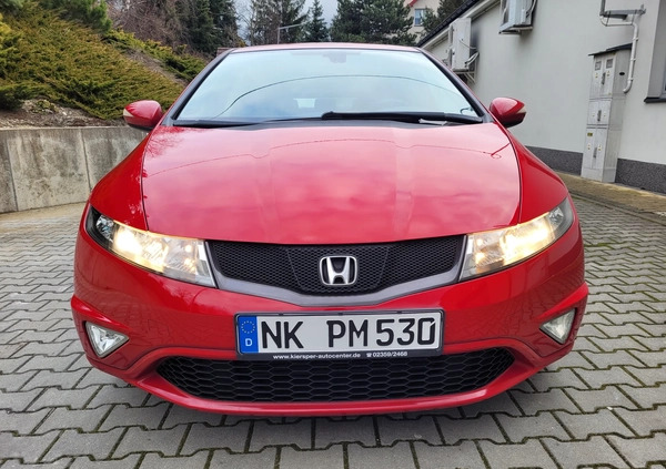 Honda Civic cena 29700 przebieg: 157000, rok produkcji 2010 z Gąbin małe 379